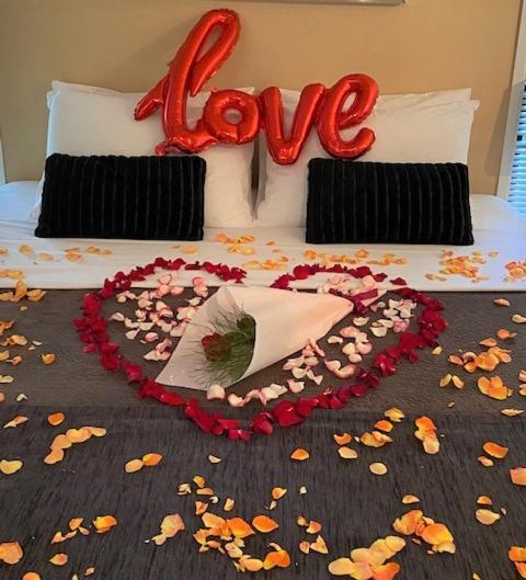 Amore On Buderim Rainforest Cabins Sunshine Coast Zewnętrze zdjęcie